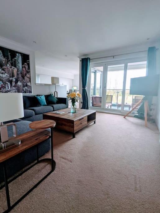 Beautiful 2 Bedroom Flat Overlooking Golf Course Carnoustie Kültér fotó